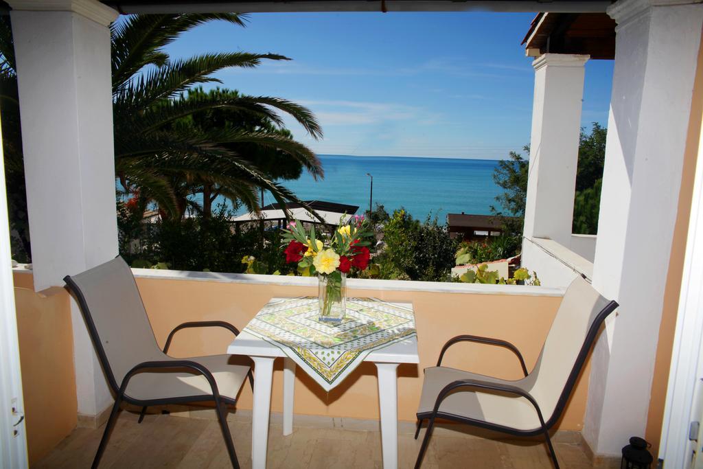 Evgenios Studios Agios Georgios Pagon Exteriér fotografie